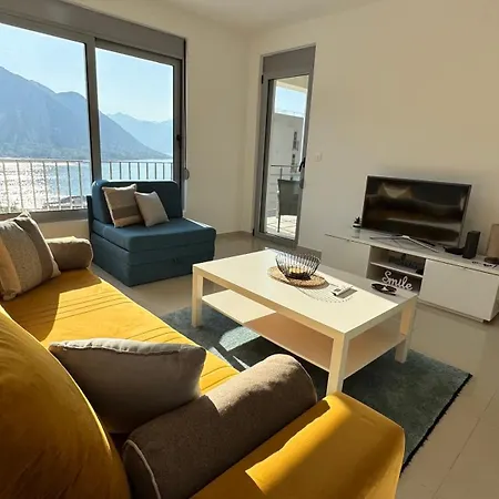 2Montenegro Vista Apartments Kotor Exterior photo